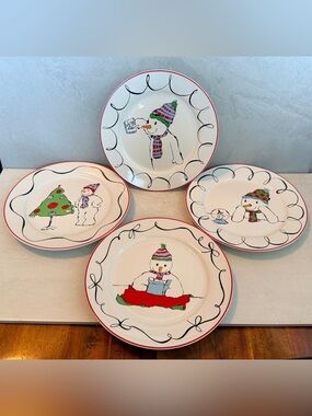 Set Of 4  Rosanna Christmas Holiday Dessert Plates  8" Snowman Themed  EUC